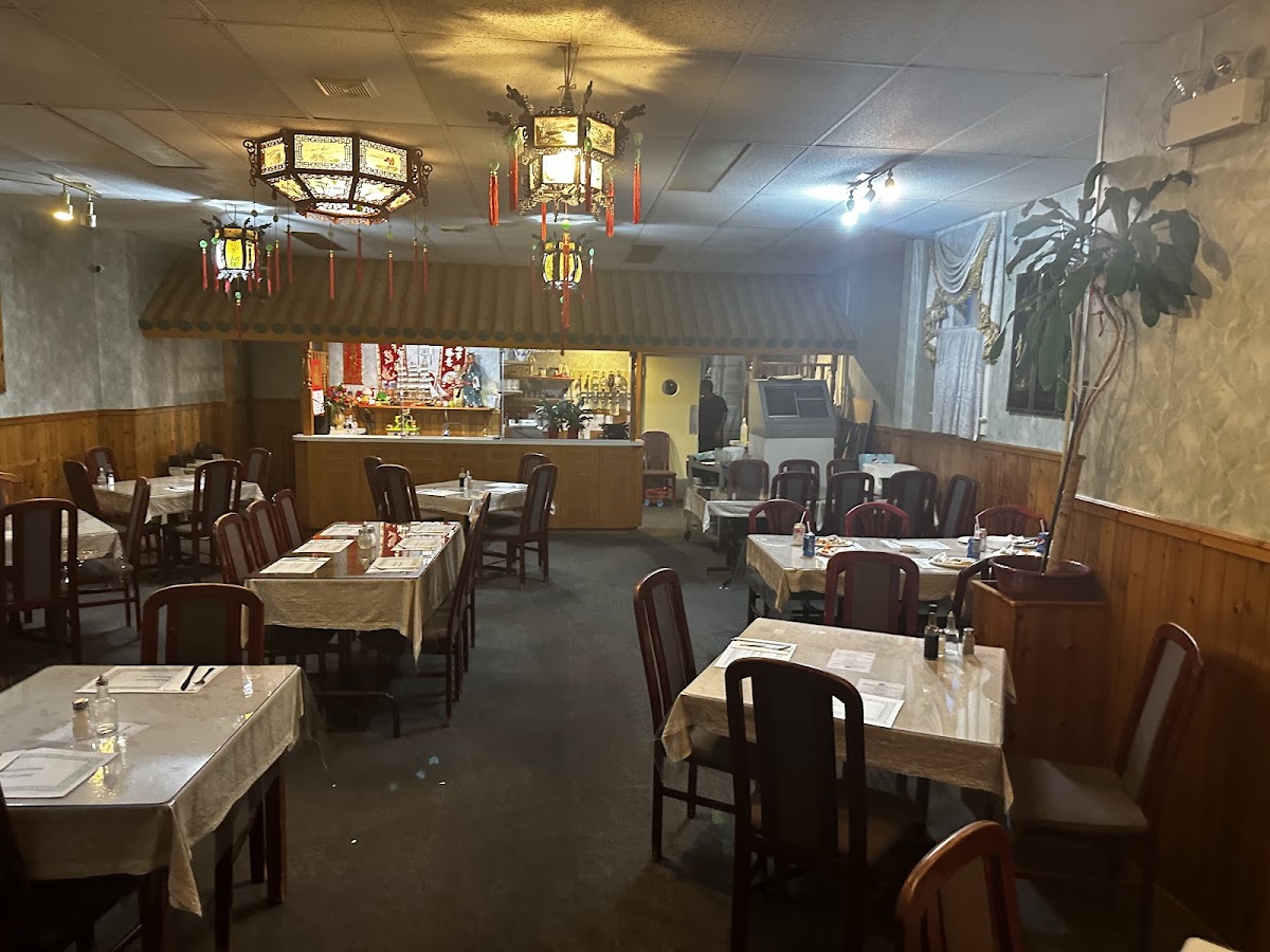 Banner Dragon Restaurant 01